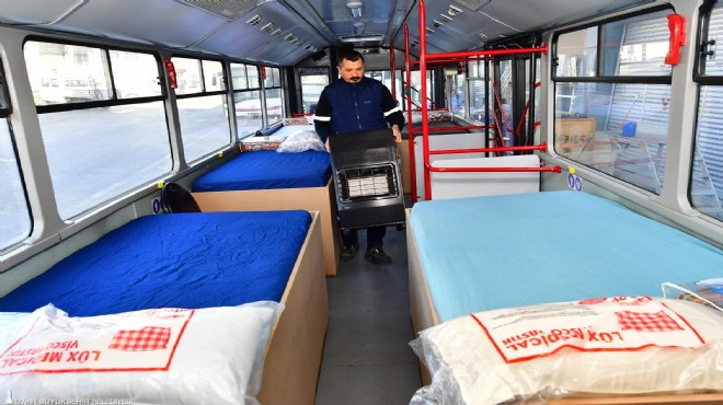 100 yatak kapasiteli... ESHOT otobüsleri yatakhane oldu!